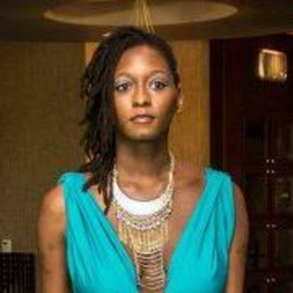 Meet your Posher, Shantel